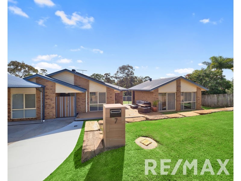 7 Cedar Close, Albany Creek QLD 4035