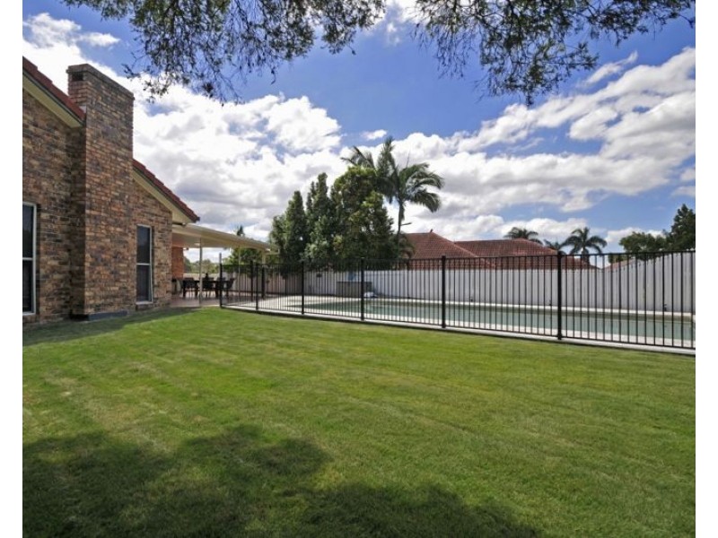 3 Augusta Court, Albany Creek QLD 4035