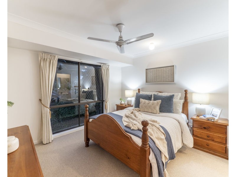 11 Carnarvon Court, Everton Hills QLD 4053