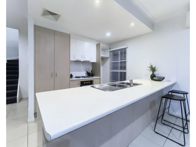 13 Melia Court, Eatons Hill QLD 4037