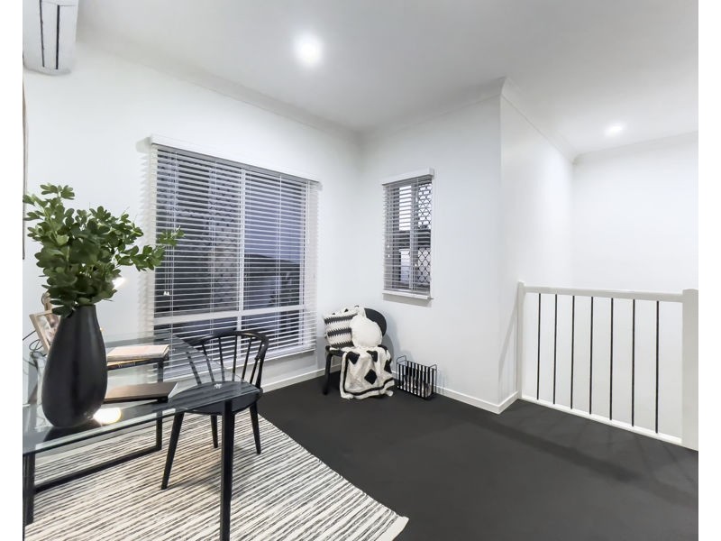 13 Melia Court, Eatons Hill QLD 4037