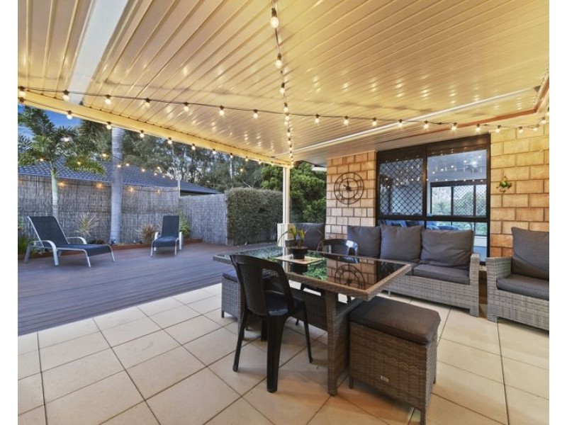 36 Hawkes Avenue, Arana Hills QLD 4054