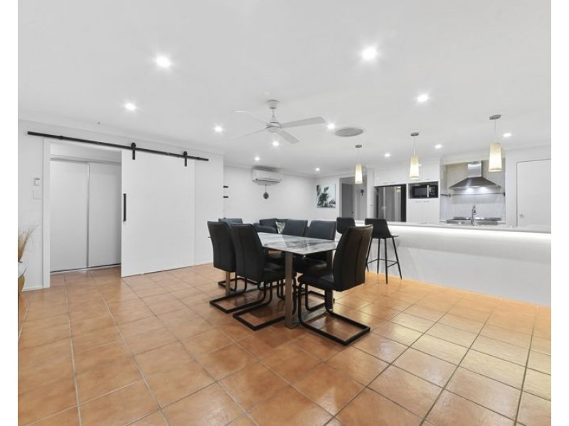 36 Hawkes Avenue, Arana Hills QLD 4054