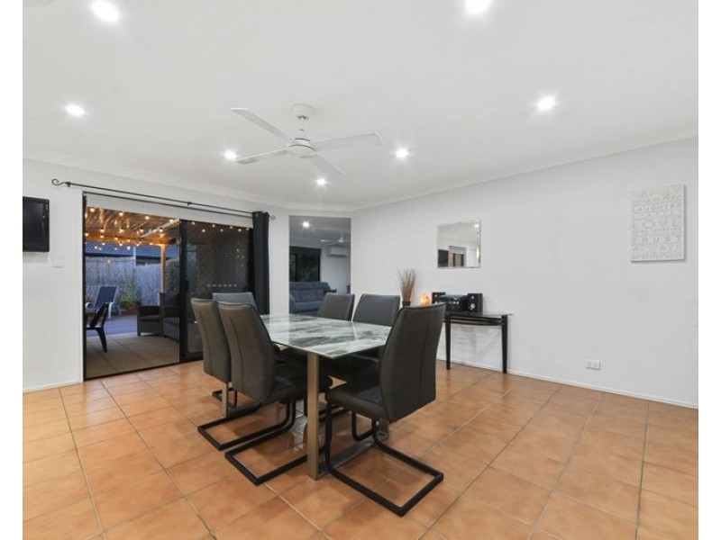 36 Hawkes Avenue, Arana Hills QLD 4054