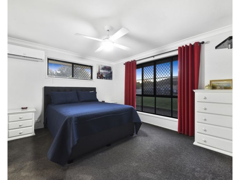 36 Hawkes Avenue, Arana Hills QLD 4054