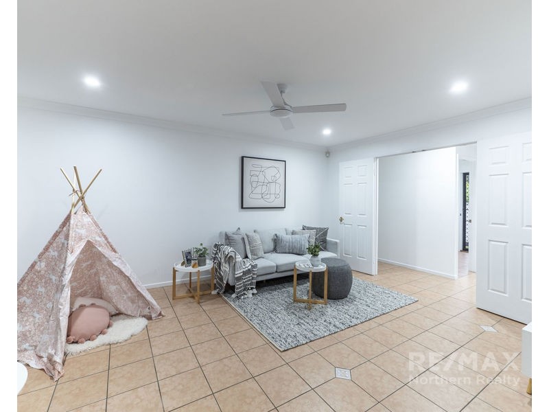 6 Glenvillan Place, Bridgeman Downs QLD 4035