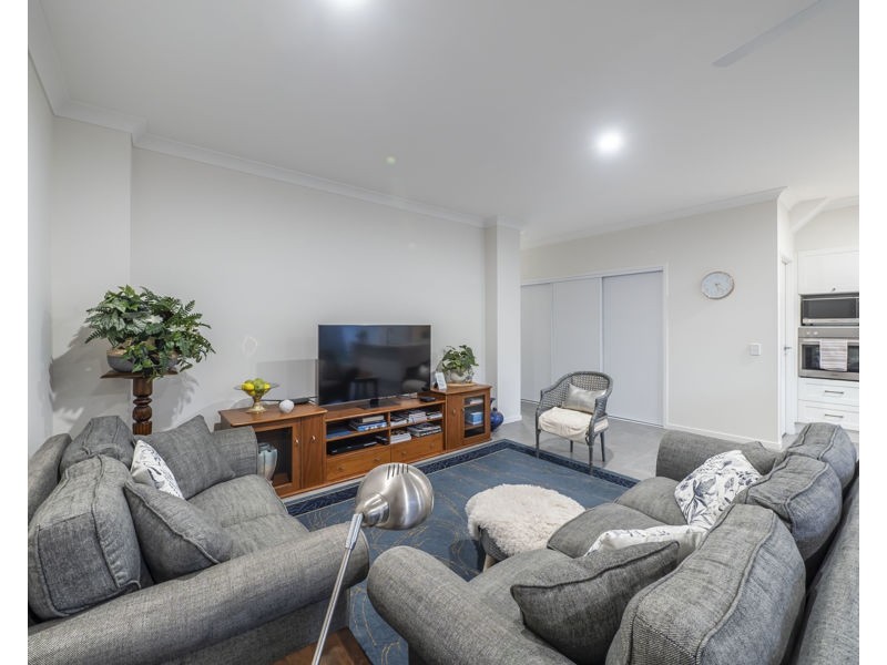 30/15 Rand Place, Bridgeman Downs QLD 4035
