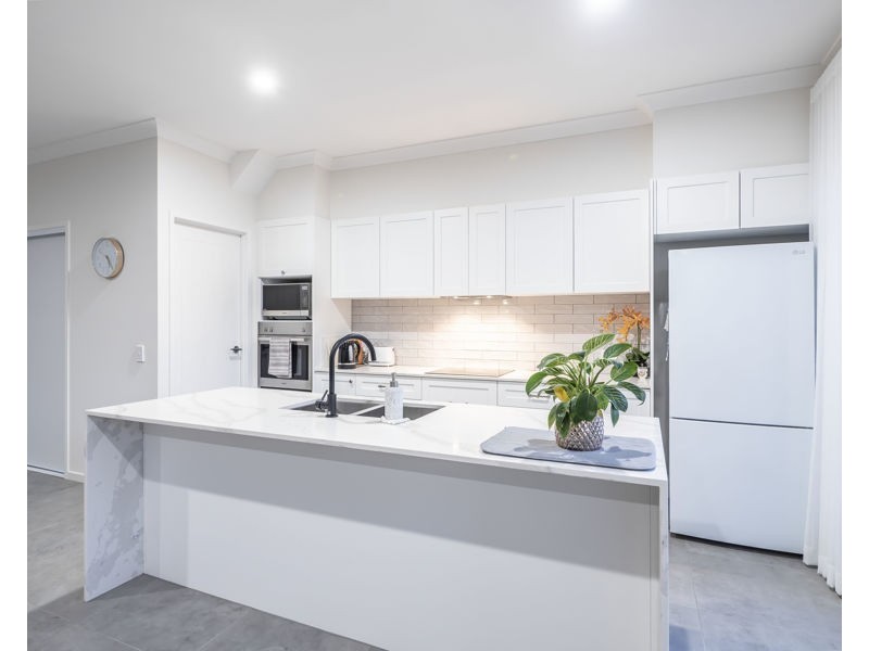 30/15 Rand Place, Bridgeman Downs QLD 4035