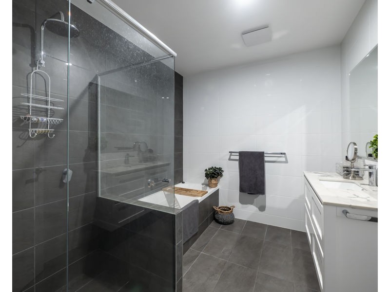 30/15 Rand Place, Bridgeman Downs QLD 4035