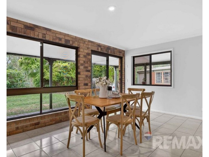 9 Kimberley Court, Eatons Hill QLD 4037