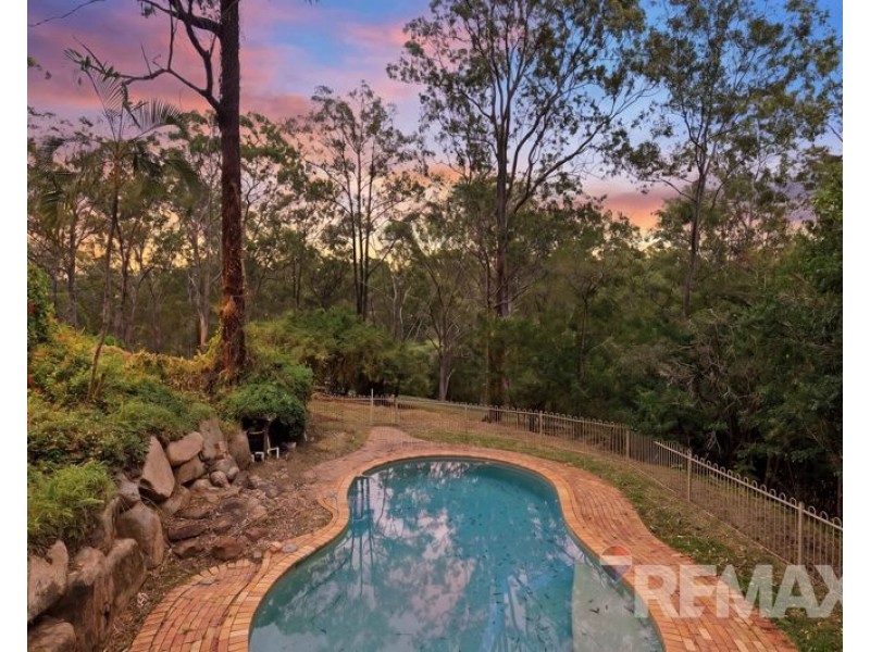 9 Kimberley Court, Eatons Hill QLD 4037