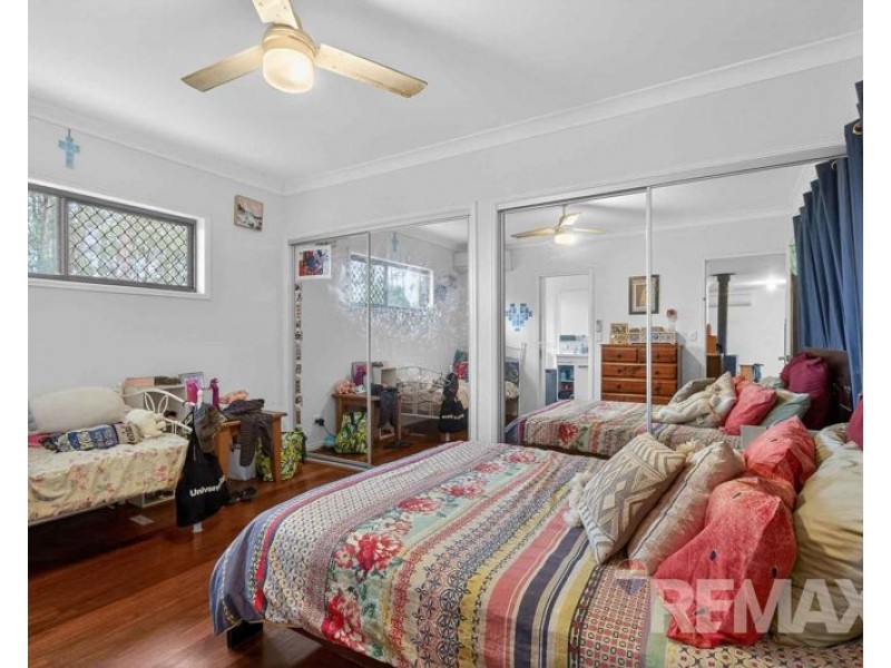 9 Kimberley Court, Eatons Hill QLD 4037
