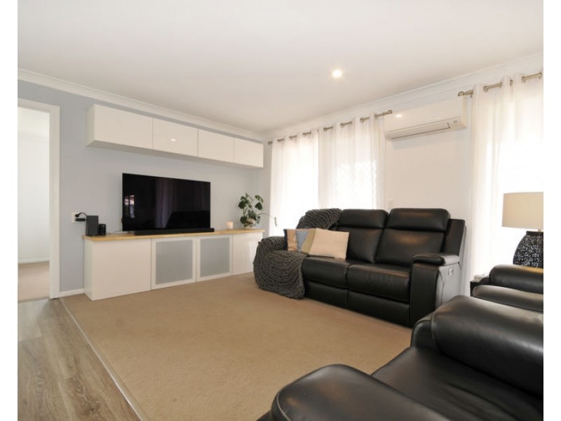 9 Camara Court, Eatons Hill QLD 4037