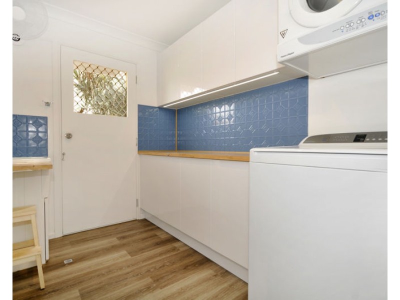 9 Camara Court, Eatons Hill QLD 4037