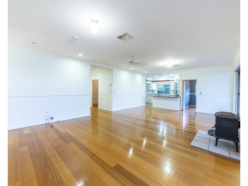 196 Bangalow Street, Bridgeman Downs QLD 4035