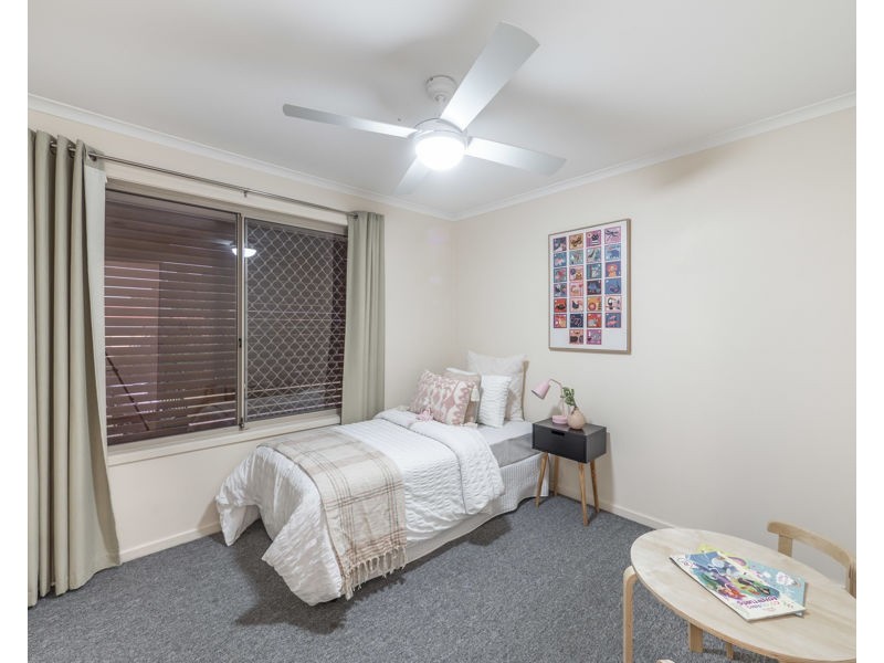 17 Chowchilla Street, Albany Creek QLD 4035