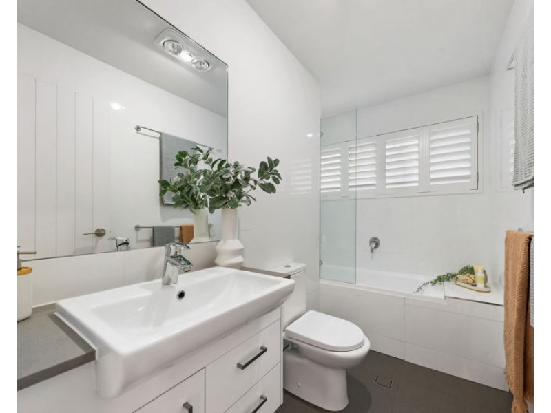 12 Sedgley Street, Alderley QLD 4051