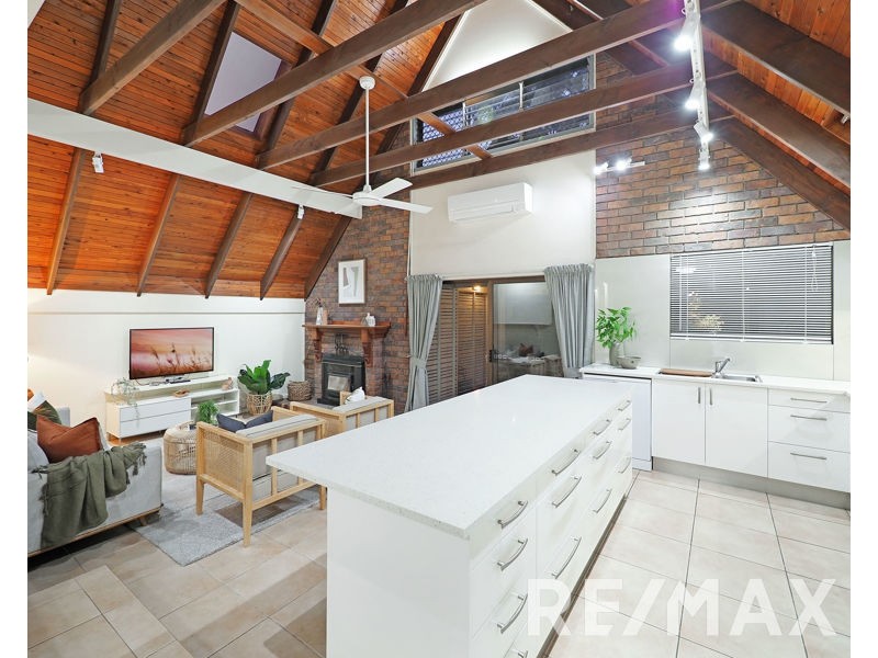 3 Arthur Street, Everton Hills QLD 4053