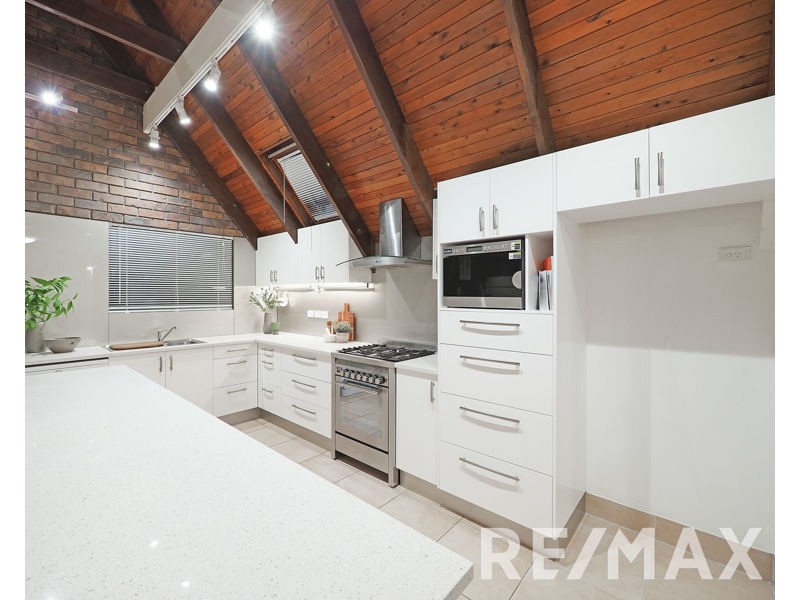 3 Arthur Street, Everton Hills QLD 4053