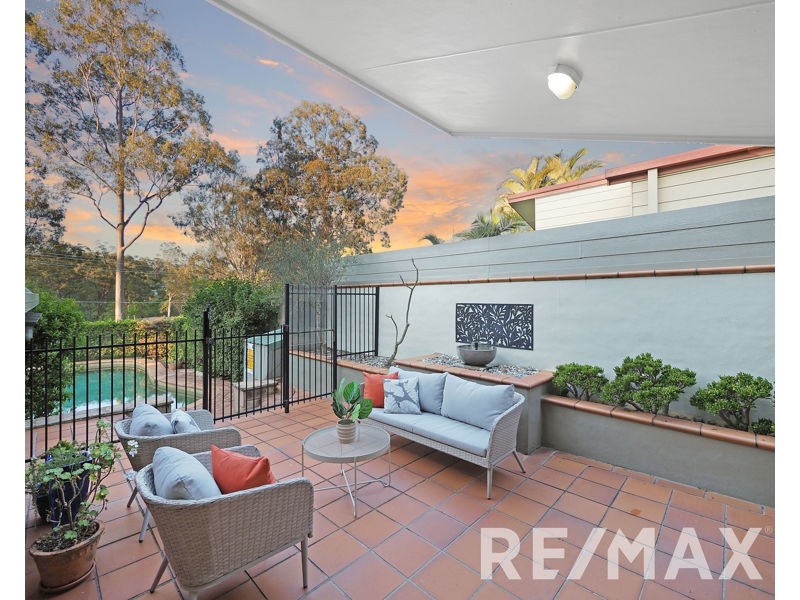 3 Arthur Street, Everton Hills QLD 4053