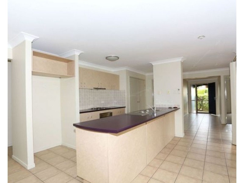 11 Corowa Court, Eatons Hill QLD 4037