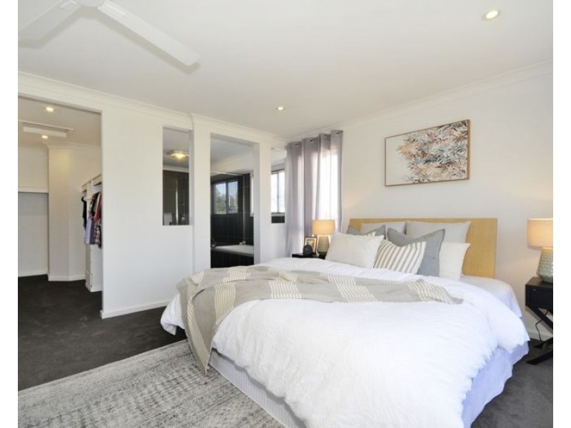 14 Mattie Lee Court, Joyner QLD 4500