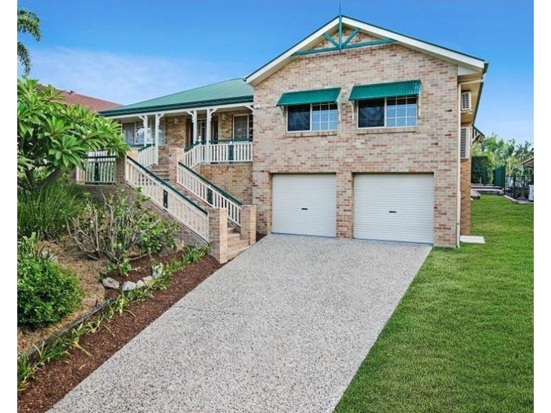 16 Allamanda Cres, Albany Creek QLD 4035