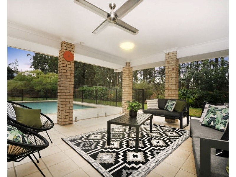 59 Snow Wood Drive, Eatons Hill QLD 4037