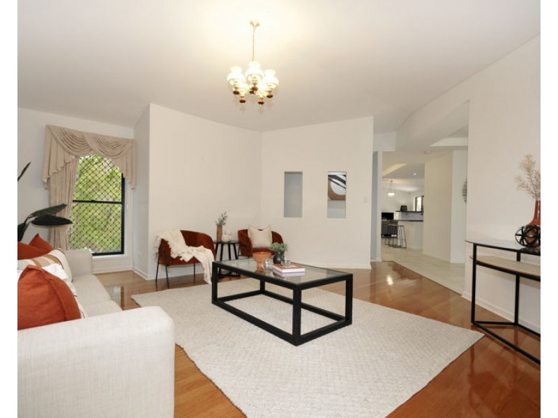 59 Snow Wood Drive, Eatons Hill QLD 4037