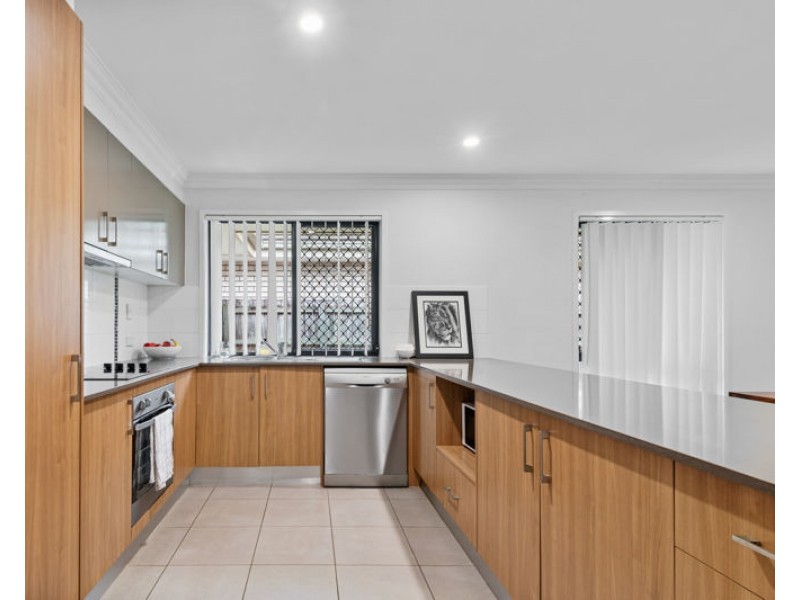 54 Caspian Parade, Warner QLD 4500