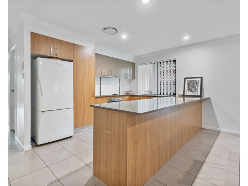 54 Caspian Parade, Warner QLD 4500