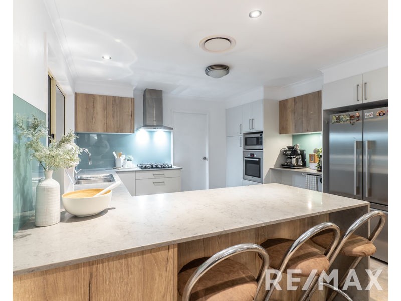 78 Lancewood Drive, Albany Creek QLD 4035