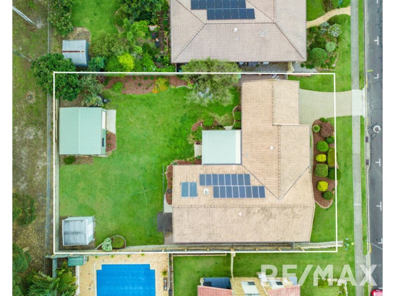 24 Oakmont Crescent, Albany Creek QLD 4035