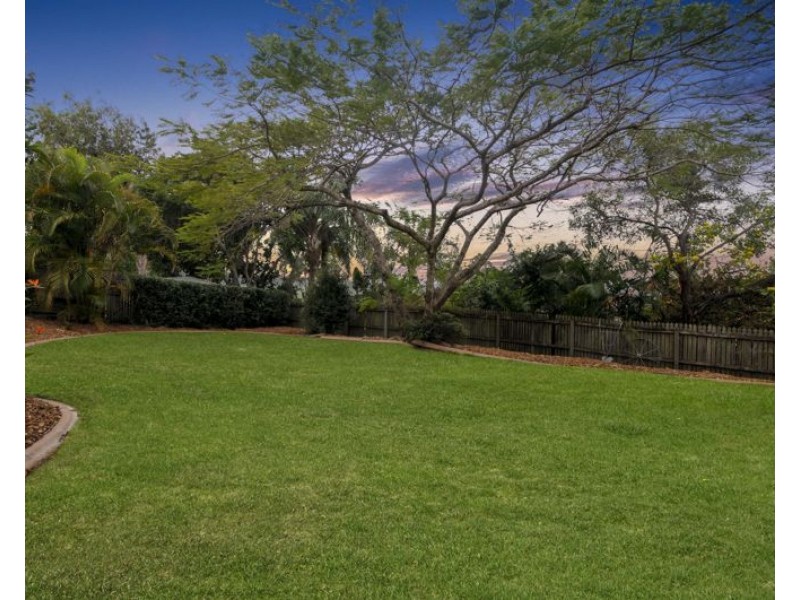 3 Castleroy Court, Albany Creek QLD 4035