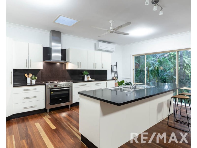 22 Bracken Court, Cashmere QLD 4500