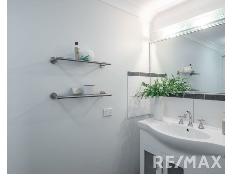 3 Kevin Court, Albany Creek QLD 4035