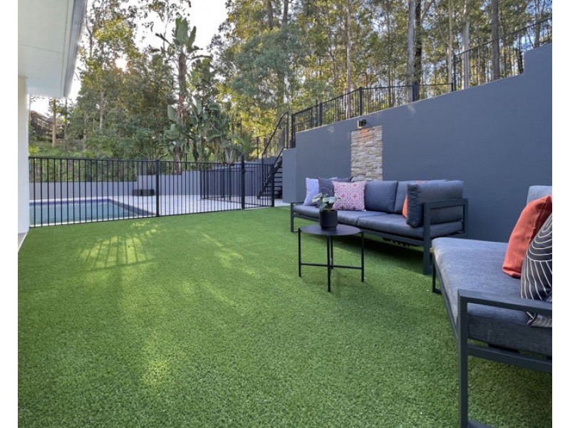 9 Foambark Court, Eatons Hill QLD 4037