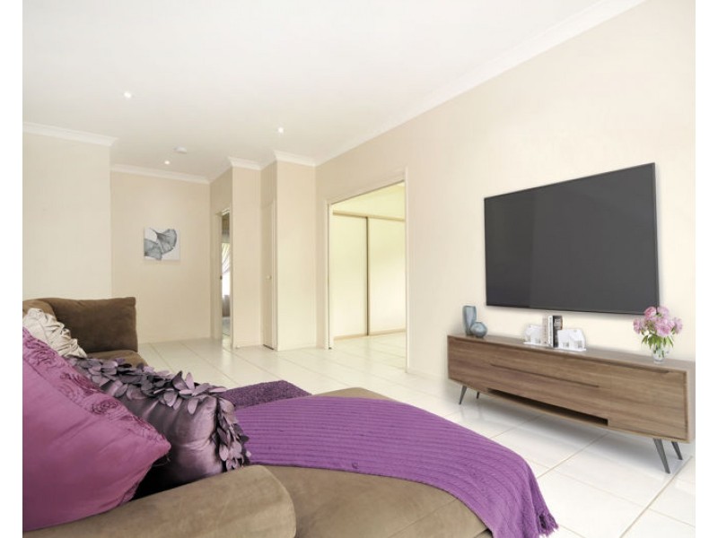 53 Snow Wood Drive, Eatons Hill QLD 4037