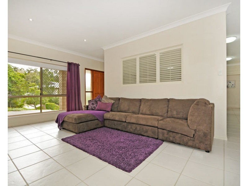 53 Snow Wood Drive, Eatons Hill QLD 4037