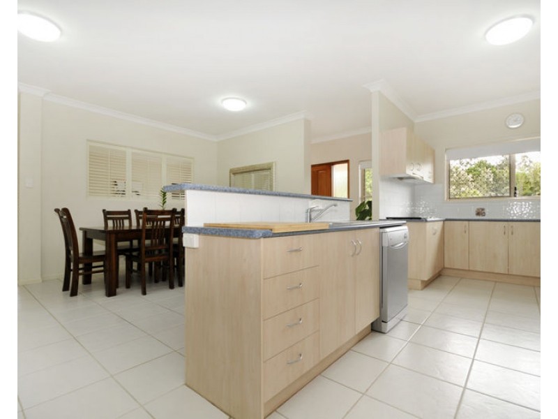 53 Snow Wood Drive, Eatons Hill QLD 4037