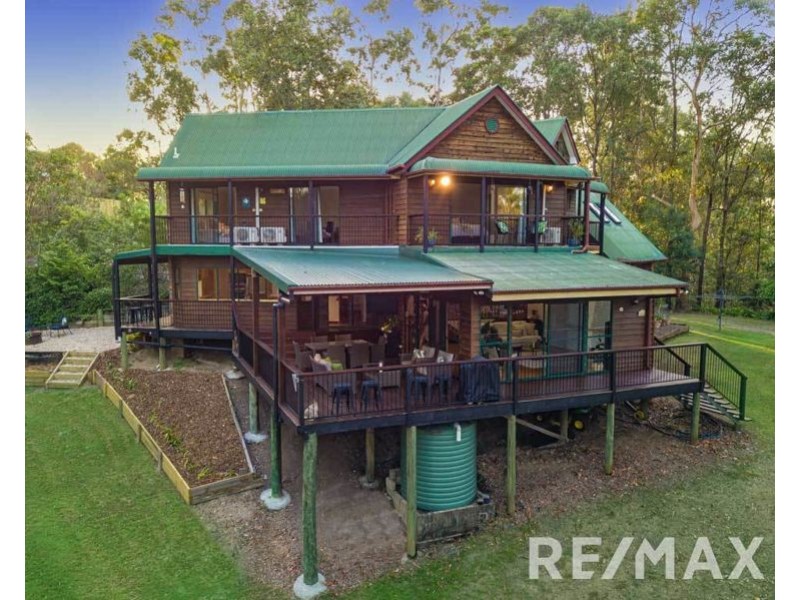 10 Heath Court, Cashmere QLD 4500