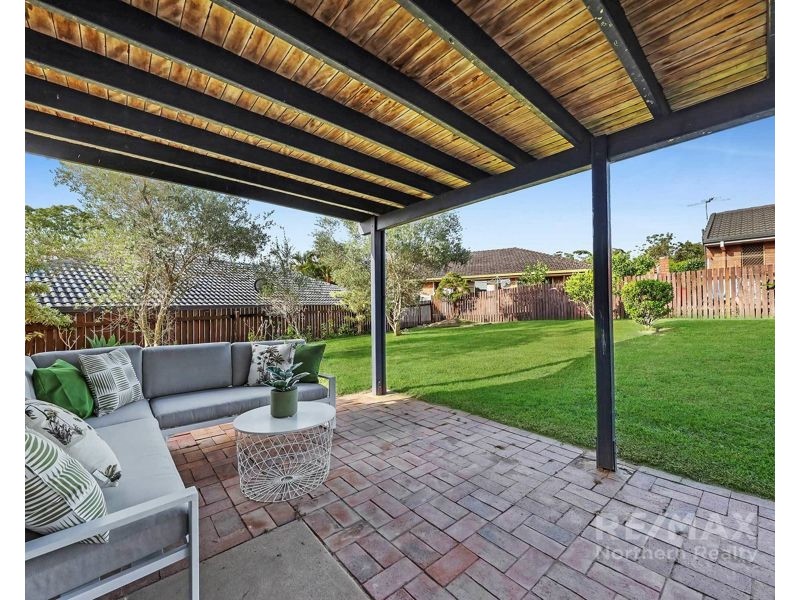 21 Travolta Street, Stafford Heights QLD 4053