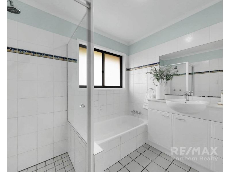 21 Travolta Street, Stafford Heights QLD 4053