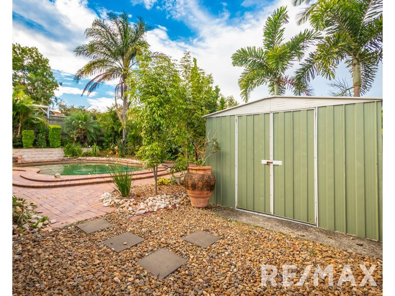 4 Eucalyptus Place, Albany Creek QLD 4035