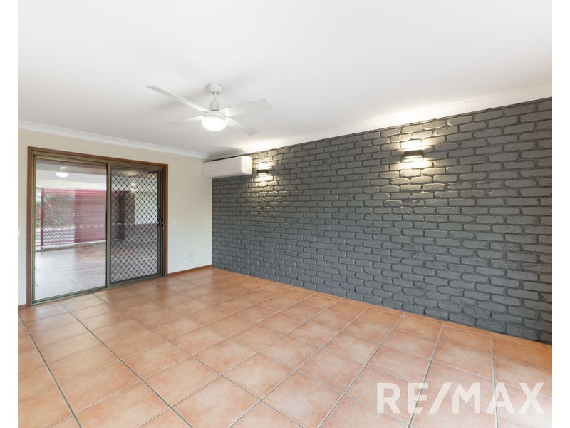 4 Eucalyptus Place, Albany Creek QLD 4035