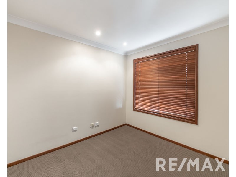 4 Eucalyptus Place, Albany Creek QLD 4035