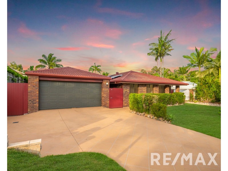 4 Eucalyptus Place, Albany Creek QLD 4035