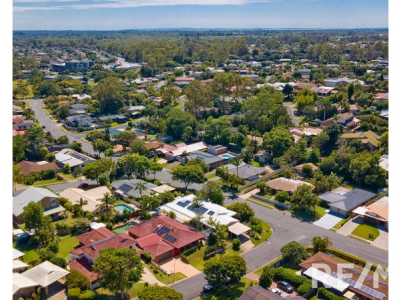 4 Eucalyptus Place, Albany Creek QLD 4035