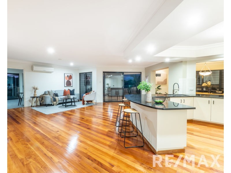 6 Taun Court, Albany Creek QLD 4035