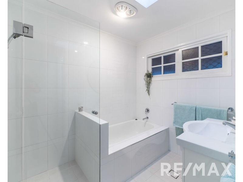 1 Banksia Street, Strathpine QLD 4500